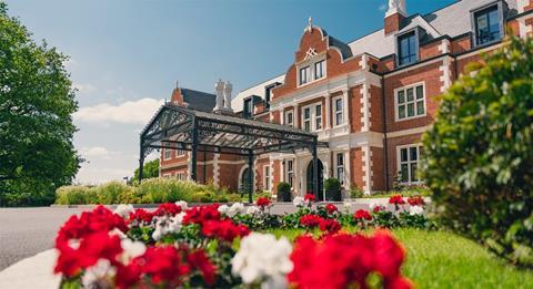 Fairmont Windsor Park Hotel
